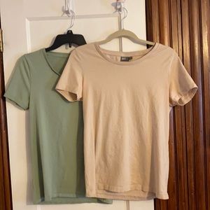 2 ASOS shirts men’s size small